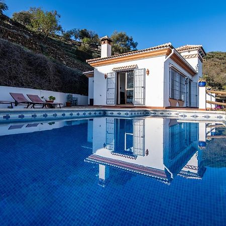 Villa Los Naranjos Sayalonga Zewnętrze zdjęcie